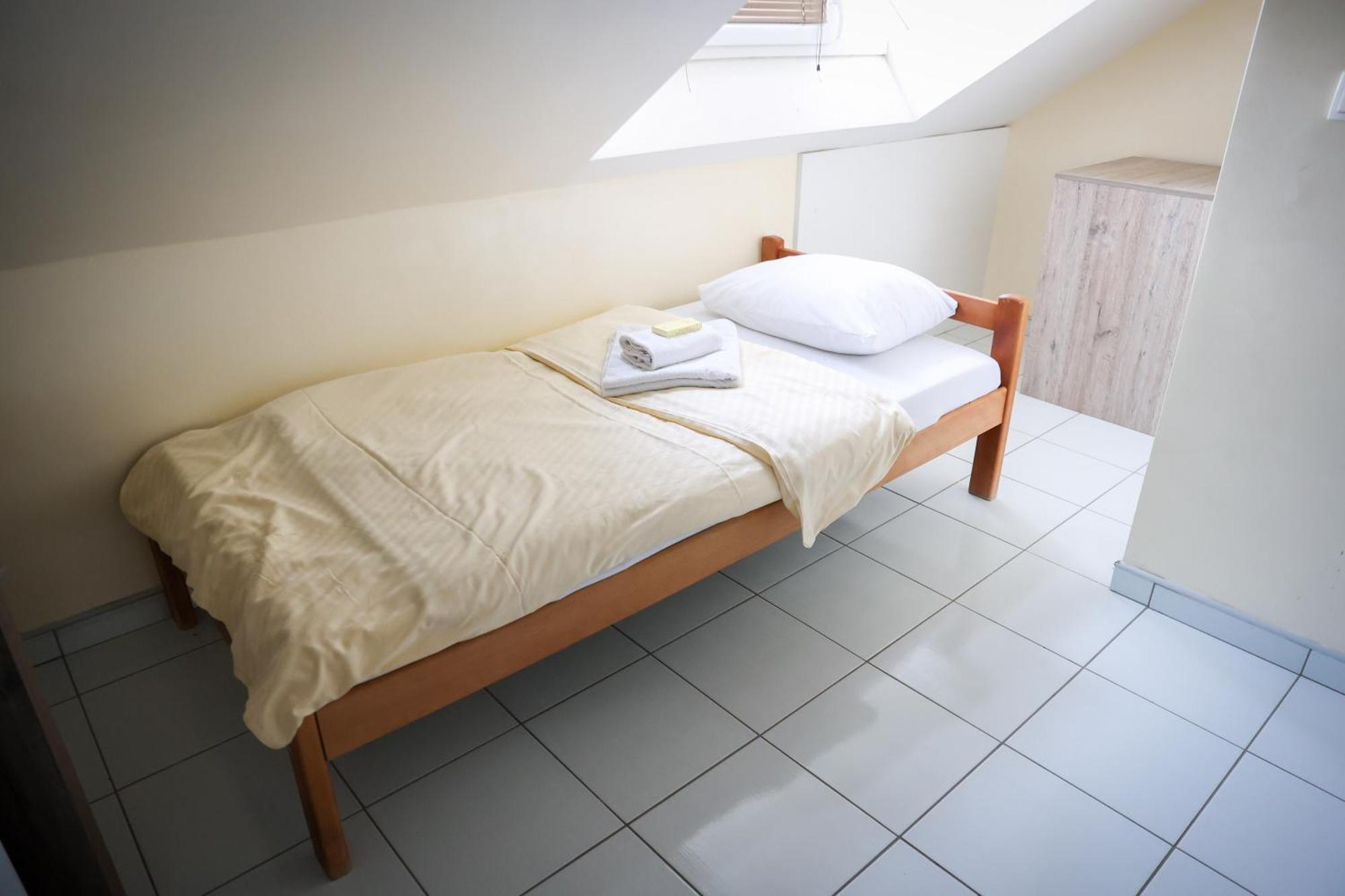 Hotel Marex Centar à Jabuka Extérieur photo