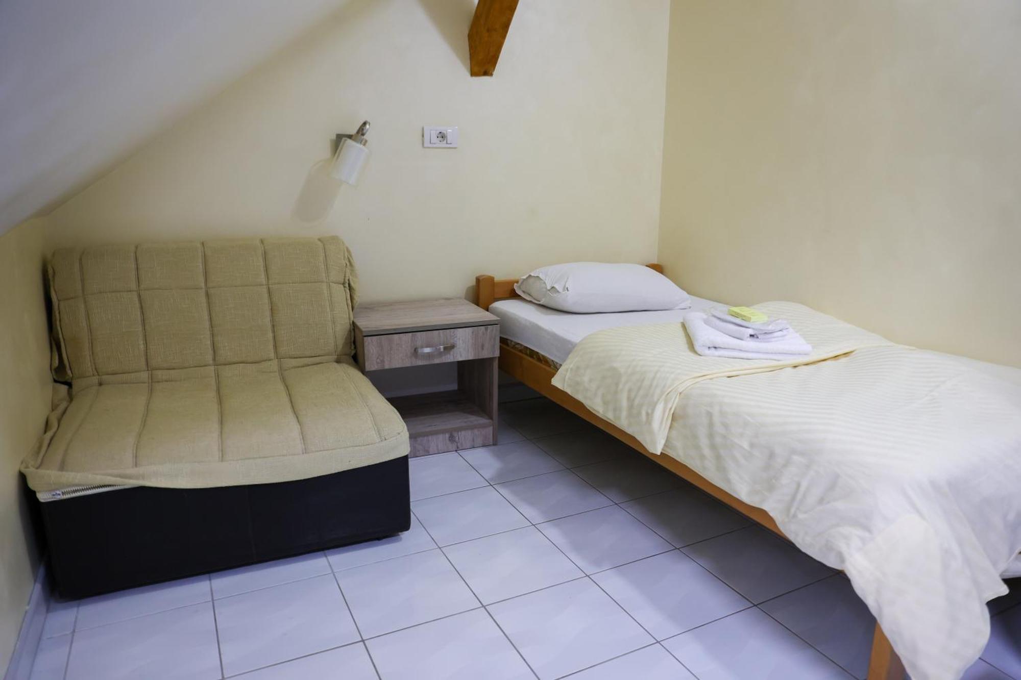 Hotel Marex Centar à Jabuka Extérieur photo