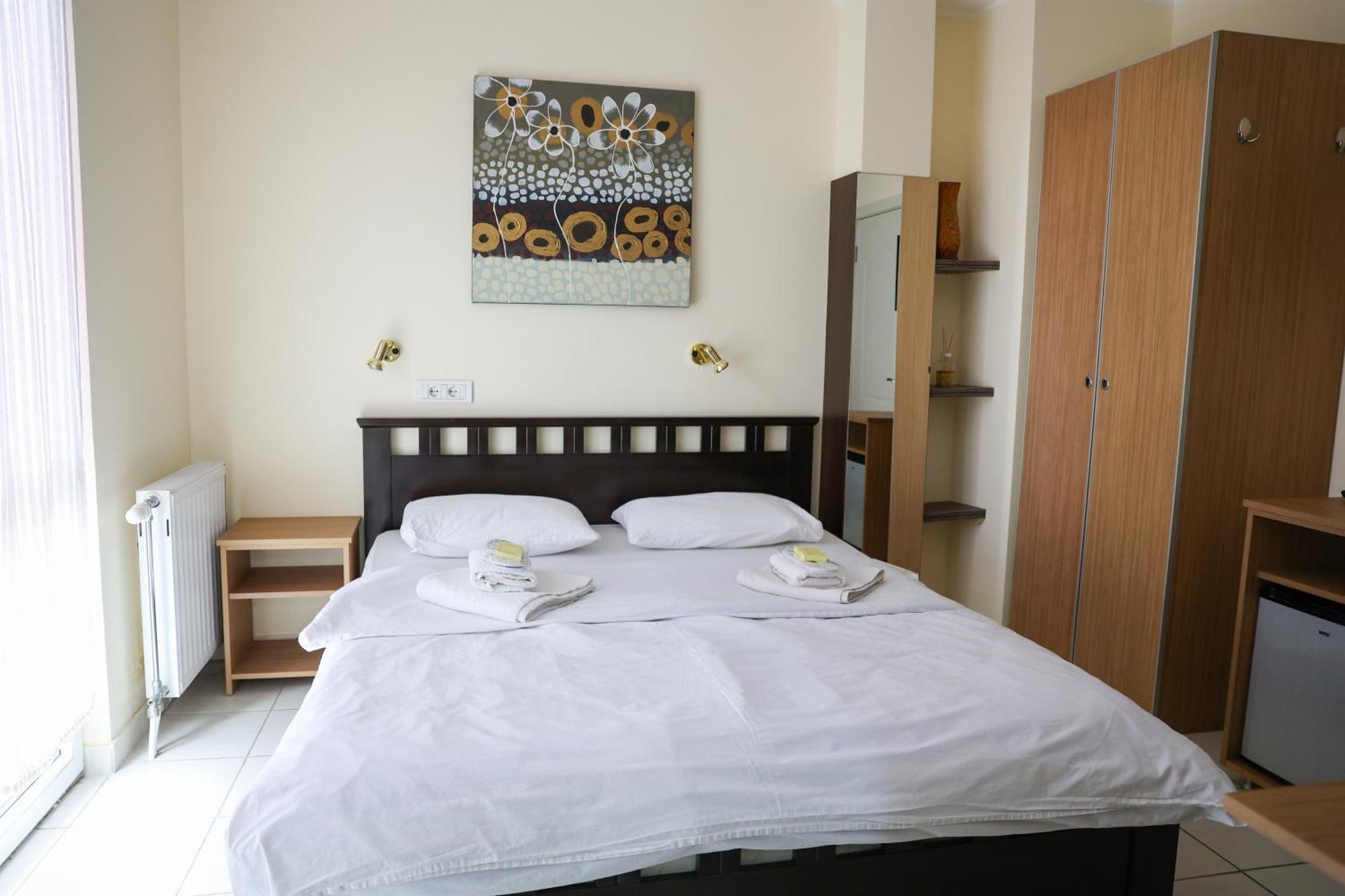 Hotel Marex Centar à Jabuka Extérieur photo