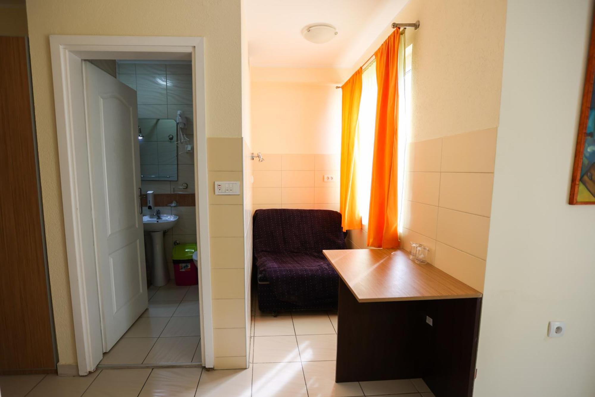 Hotel Marex Centar à Jabuka Extérieur photo