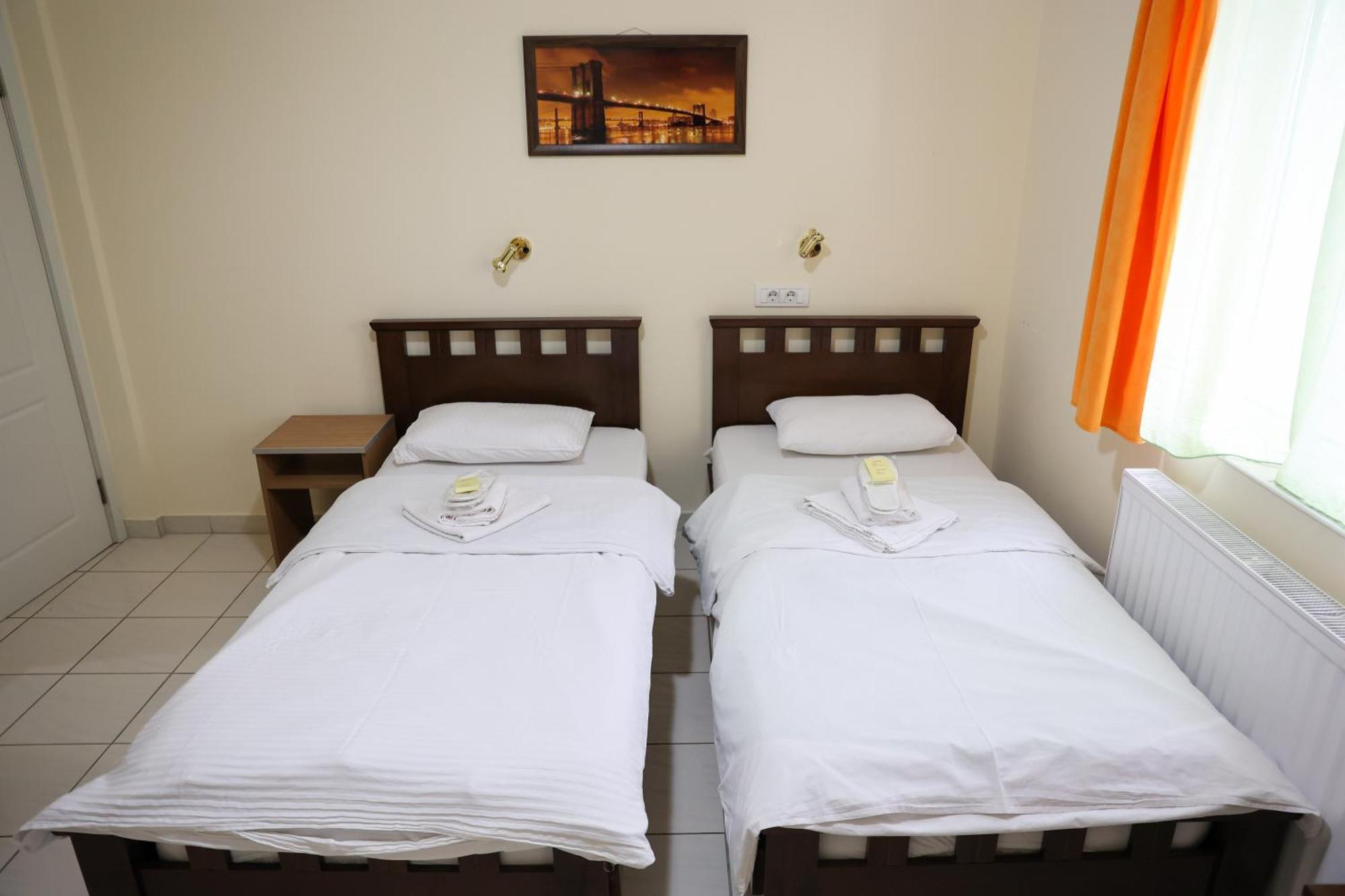 Hotel Marex Centar à Jabuka Extérieur photo